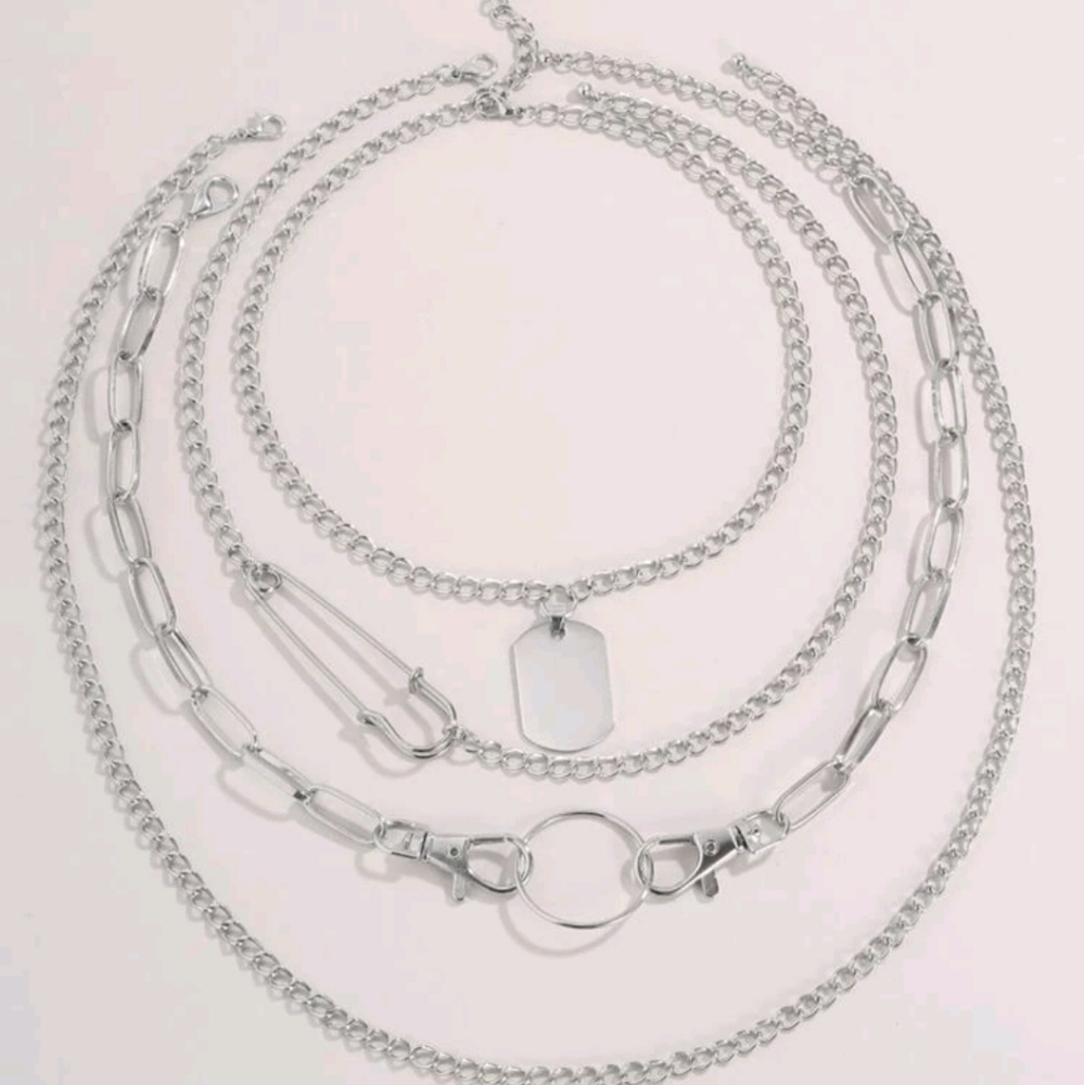 4 piece Necklace - Picture 2 of 3